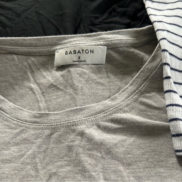 Batch of aritzia tshirts and tops-7 all together!! - Picture 3 of 8